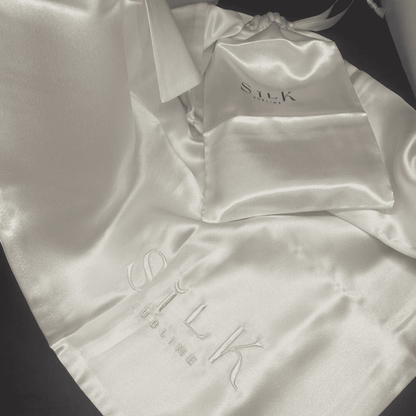 taie d'oreiller en soie blanc avec son pochon